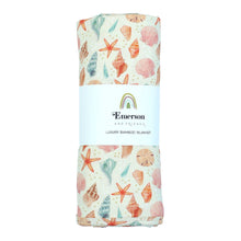 Load image into Gallery viewer, Emerson &amp; Friends - Sandy Seashells Luxury Bamboo Swaddle Blanket
