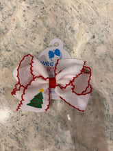 Load image into Gallery viewer, Wee Ones- Medium Moonstitch Grosgrain Hair Bow with Contrasting Wrap