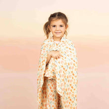 Load image into Gallery viewer, Emerson &amp; Friends - Sandy Seashells Luxury Bamboo Swaddle Blanket