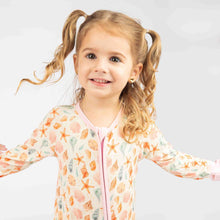 Load image into Gallery viewer, Emerson &amp; Friends - Sandy Seashells Beachy Bamboo Convertible Baby Pajamas (NB-24m)